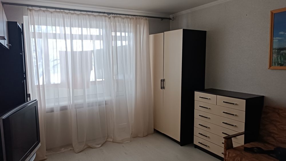 Здам подобово, потижнево, помісячно 1 кімнатну квартиру на 1 поверсі