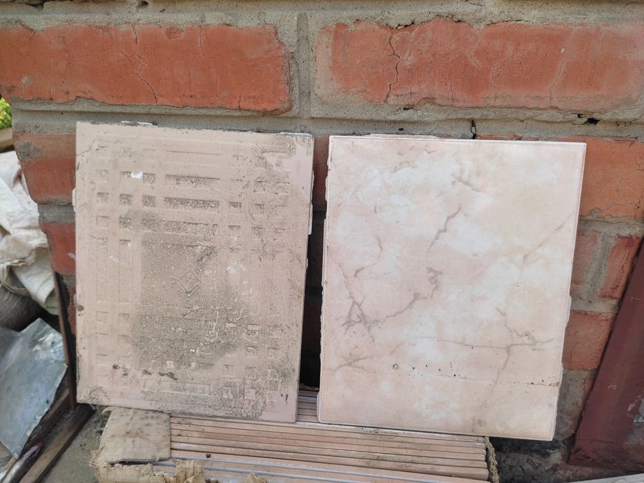 Плитка  керамічна  20х25   б/у залишки