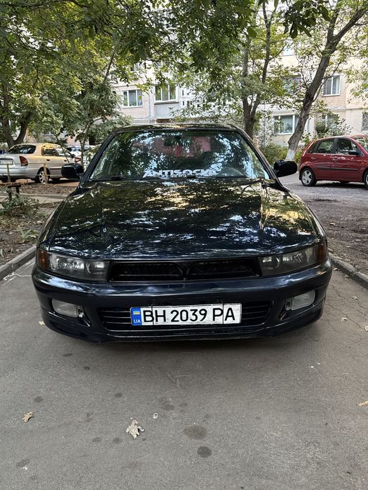 Mitsubishi galant 8