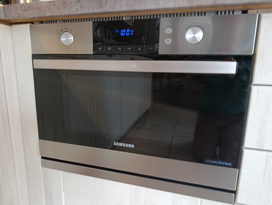 Piekarnik Samsung do zabudowy z funkcją mikrofali
