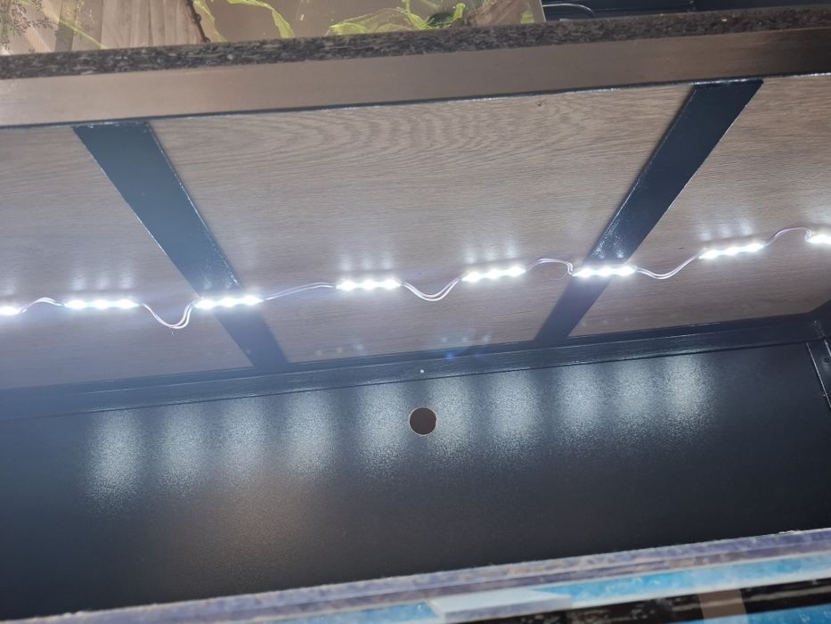 Sprzedam regał na akwaria/teraria