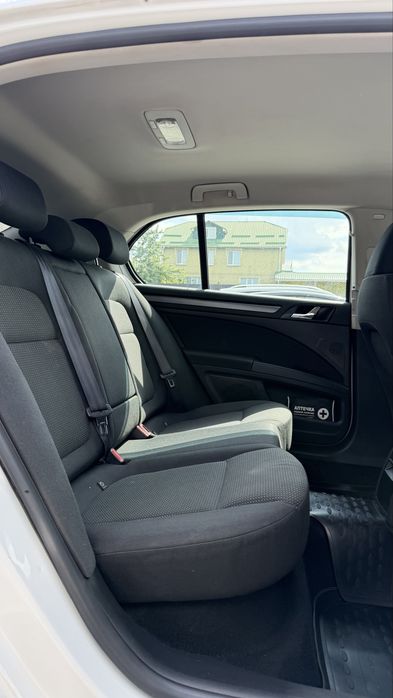 Skoda Superb Шкода Суперб 2012 р 1.6 дизель 5МКПП