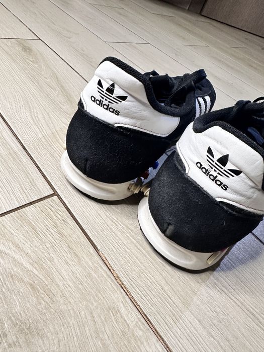 Adidas L.A trainer