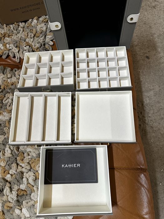 Скринька для прикрас KAMIER Великий настільний органайзер