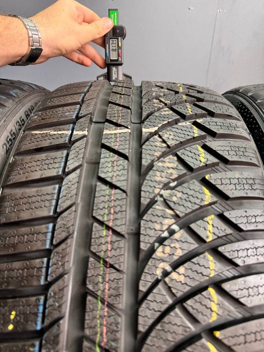 Шины Новые 255 35 R 19 KUMHO winteraft wp72 Зима Комплект резина