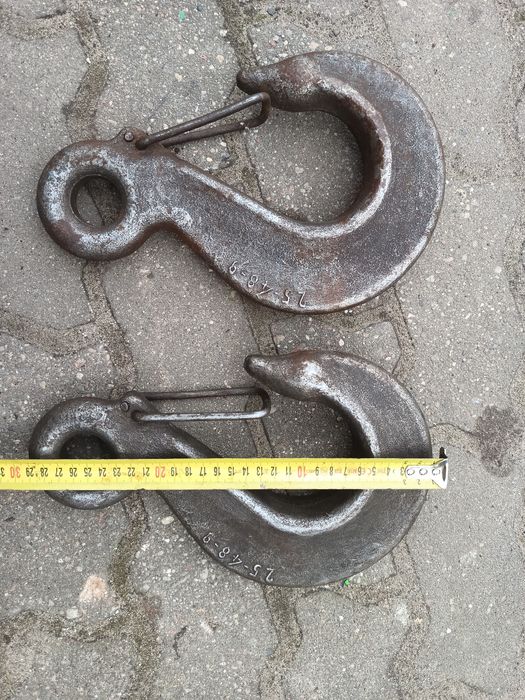 Sprzedam 2 haki długość 290 mm