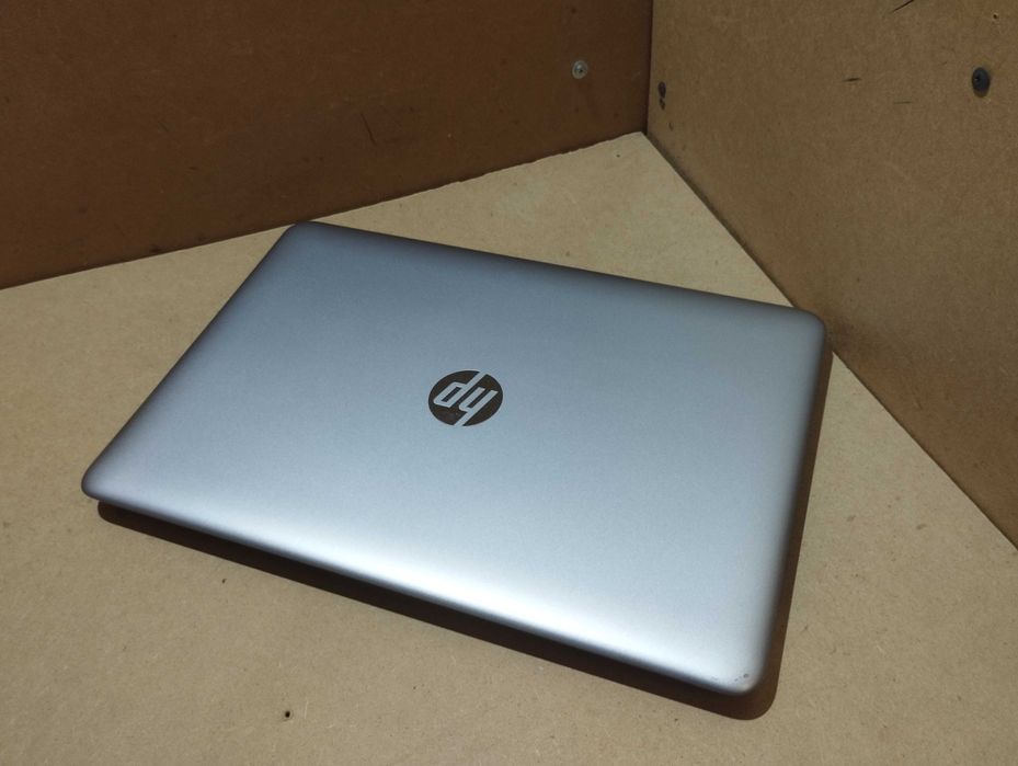 Ноутбук HP / 17.3"- FullHD / i7- 7500U / 8 DDR4 / 256 M.2 / 930MX- 2GB