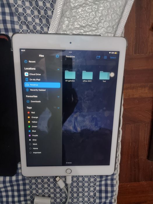 Leitor 5-em-1 SD/TF/Pendrive – iPhone, iPad, Android, USB 3.0
