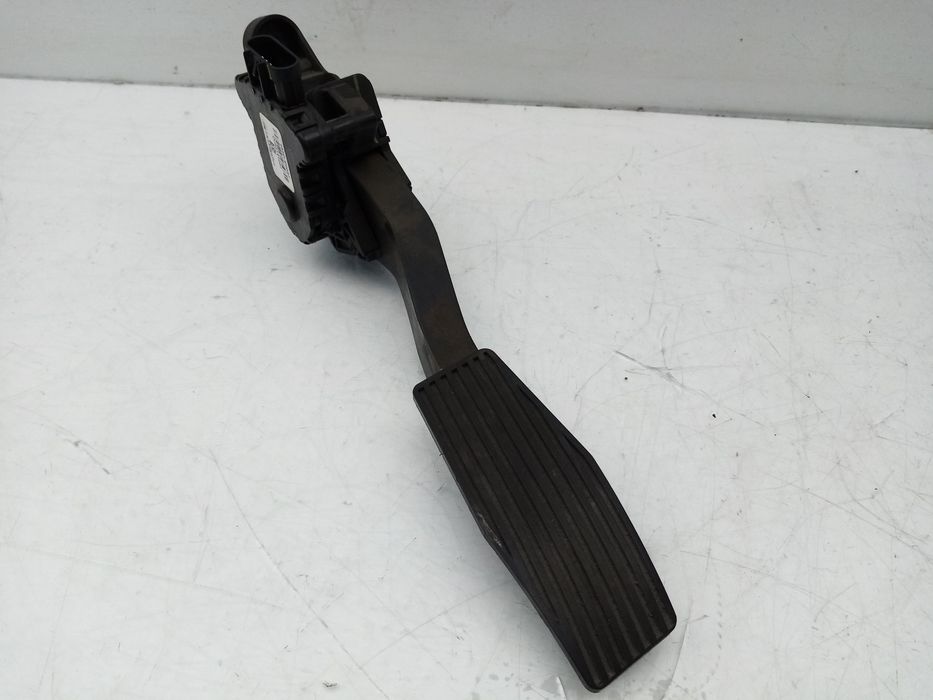Pedal do acelerador OPEL Meriva B