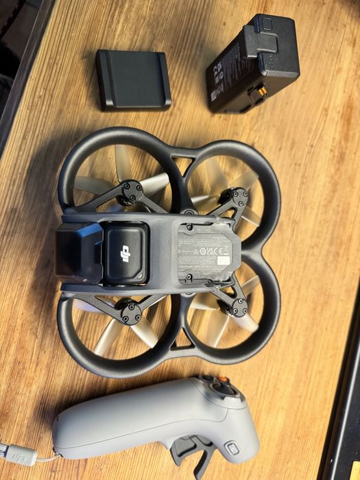 Nowy DJI Avata • Nieaktywowany • Zestaw