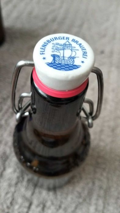 butelki z korkiem i uszczelką 6 sztuk 330mililitra na soki