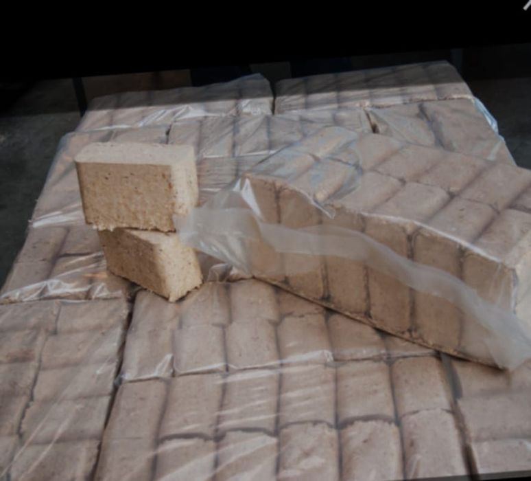 Brykiet drzewny dębowo-bukowy