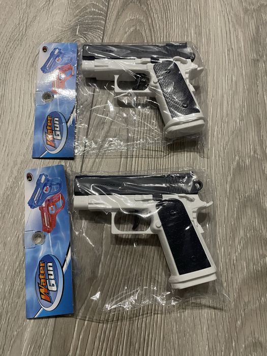 Продаю 2 пістолета два нових