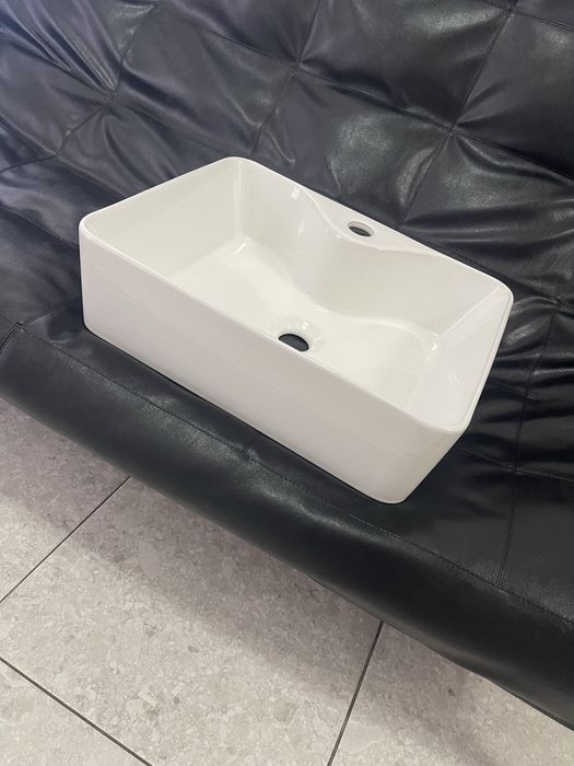 Нова раковина для салону / дому