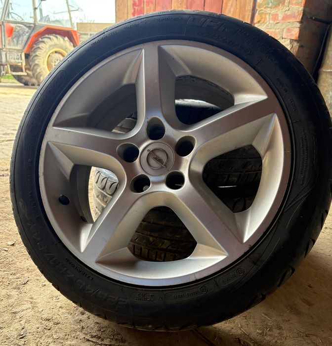 Felgi z oponami 17 5x110