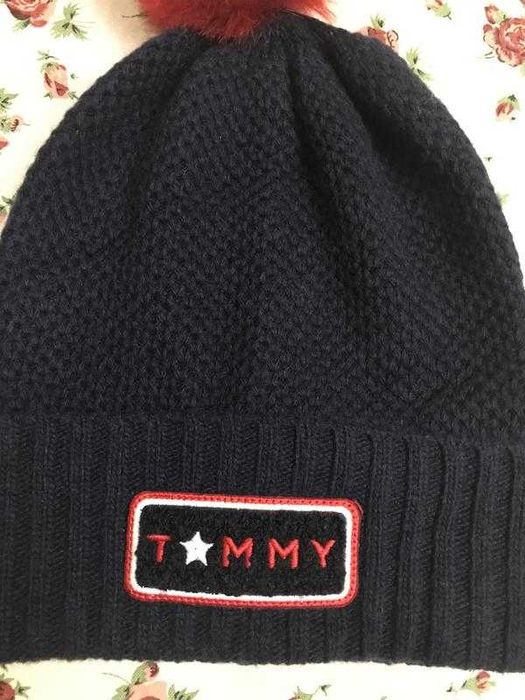 Шапка Tommy Hilfiger, оригинал.