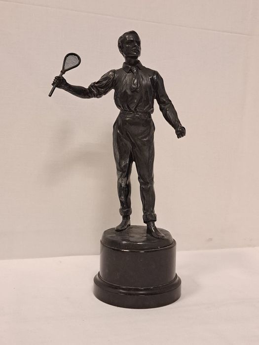 Estatueta de tenista antiga
