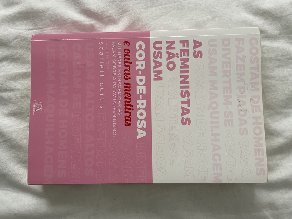 Livros em português (literatura nacional e internacional)