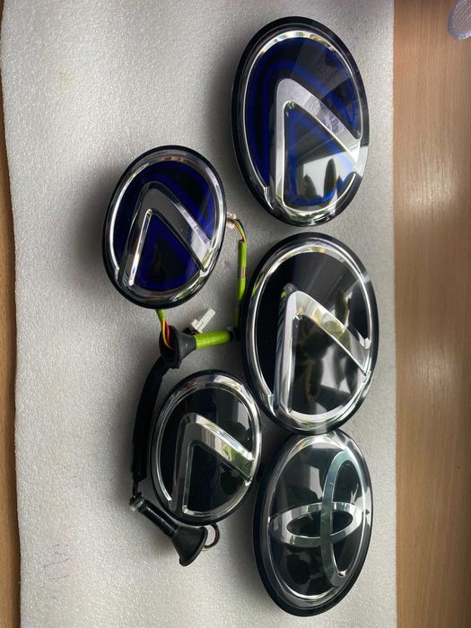 Эмблема Toyota, Lexus RX 350, ES350, IS,RC,NX,UX 2016-2024 USA