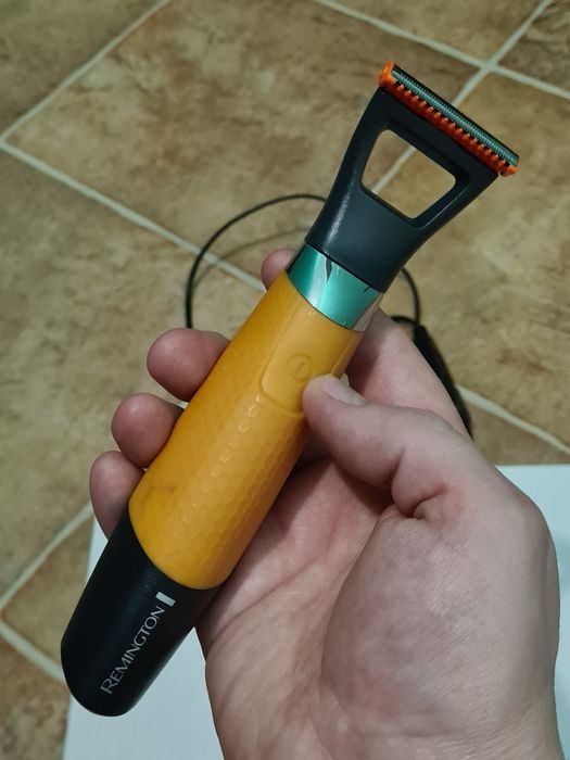 Бритва Триммер Remington MB050 на Акумуляторі з Зарядкою
