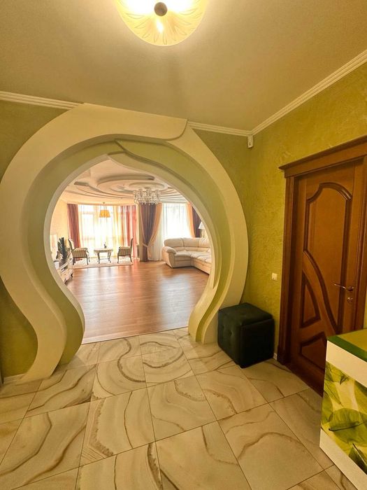 Продам 3 кімнатну квартиру
