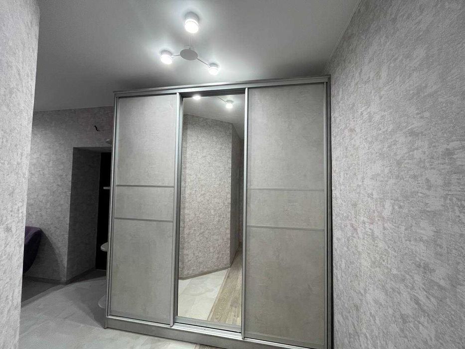 продаж 2 кімнатної квартири. ще ніхто не проживав