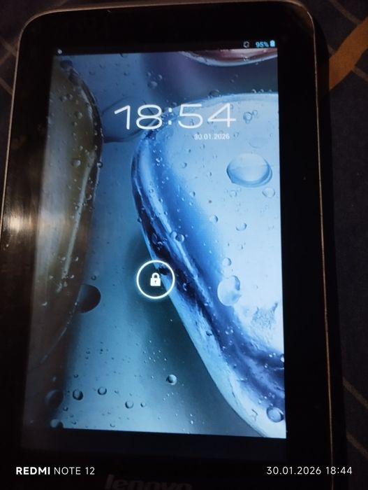 Планшети від фірми леново і Джека