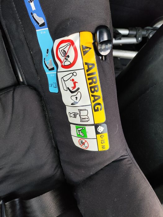 Cadeira auto Bebeconfort Axxisfix