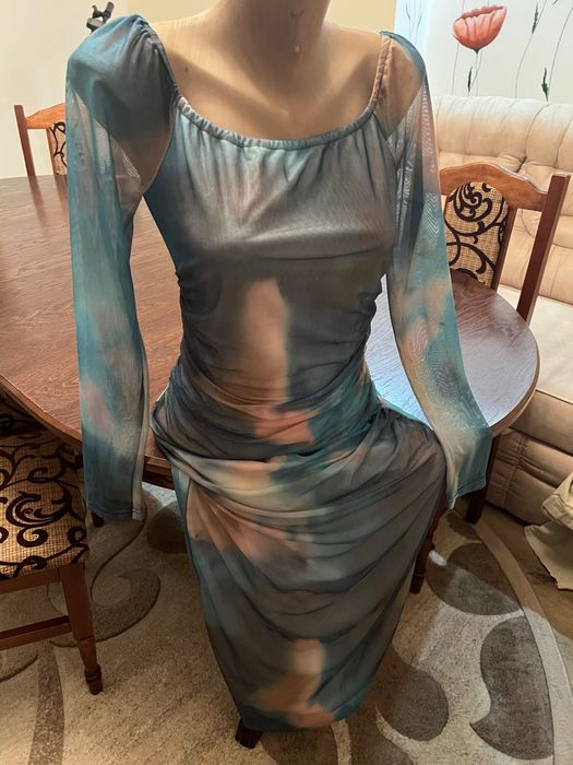 Дуже елегантне плаття на новорічний корпоратив