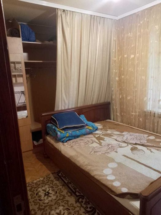 Продам 3-х кімнатну квартиру