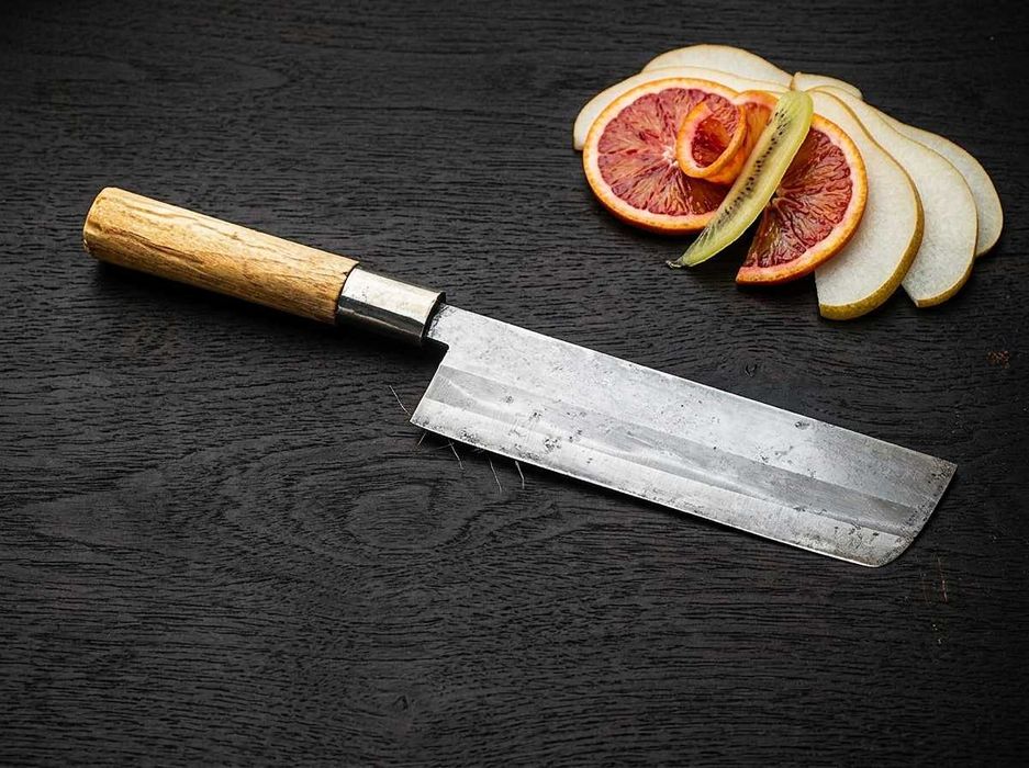 Japoński Nóż Ręcznie Kuty Nakiri Katsu Stal Węglowa 170mm