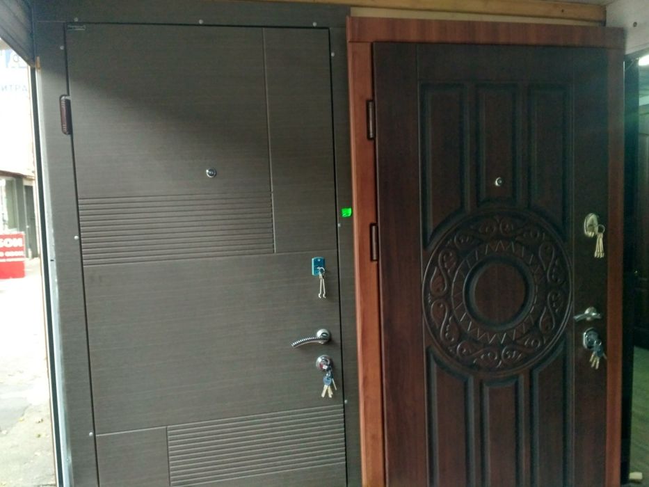 Двери входные!! Покупаете новую дверь! ВАМ ПОДАРОК!