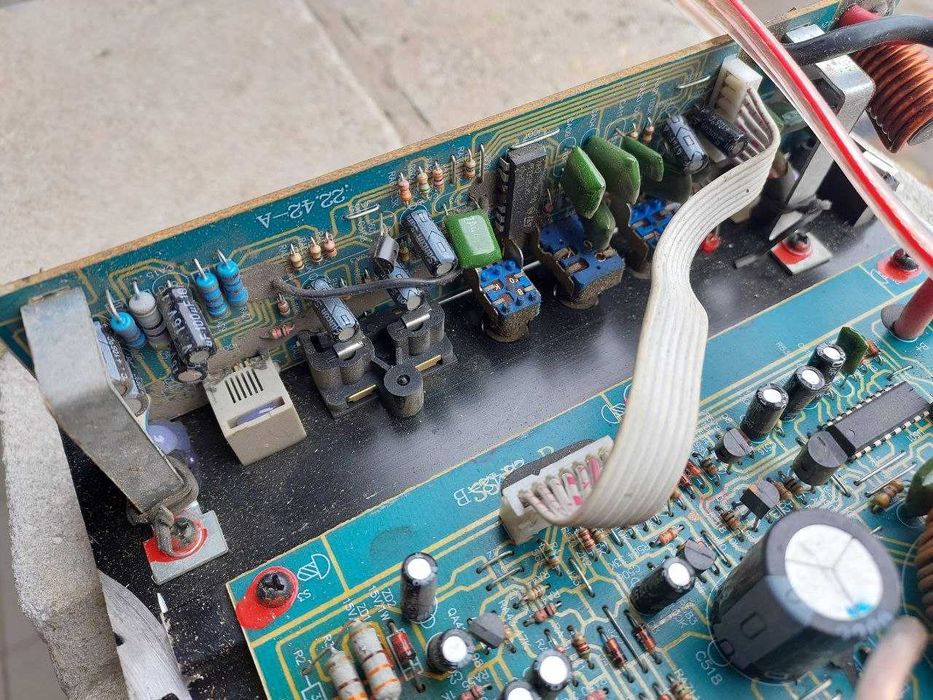 Продам усилитель