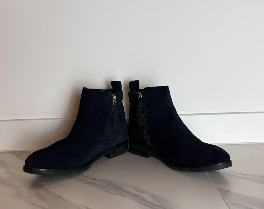 Tommy Hilfiger botki zamszowe damskie 39 Th Buckle Suede Boot
Rozmiar