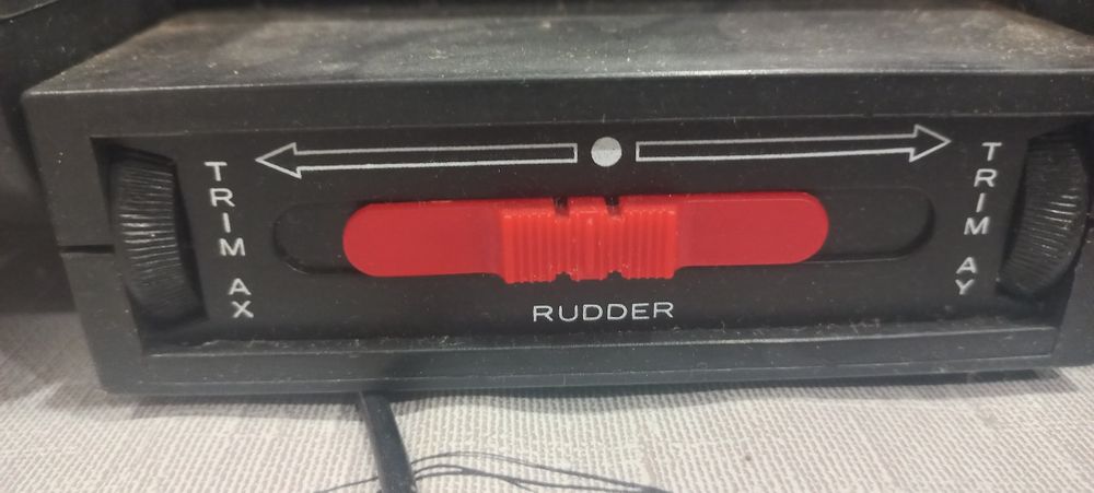 Volante PC Gaming antigo retro