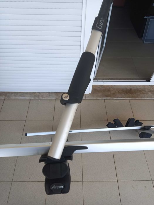 Conjunto de suportes para bicicletas Atera Giro