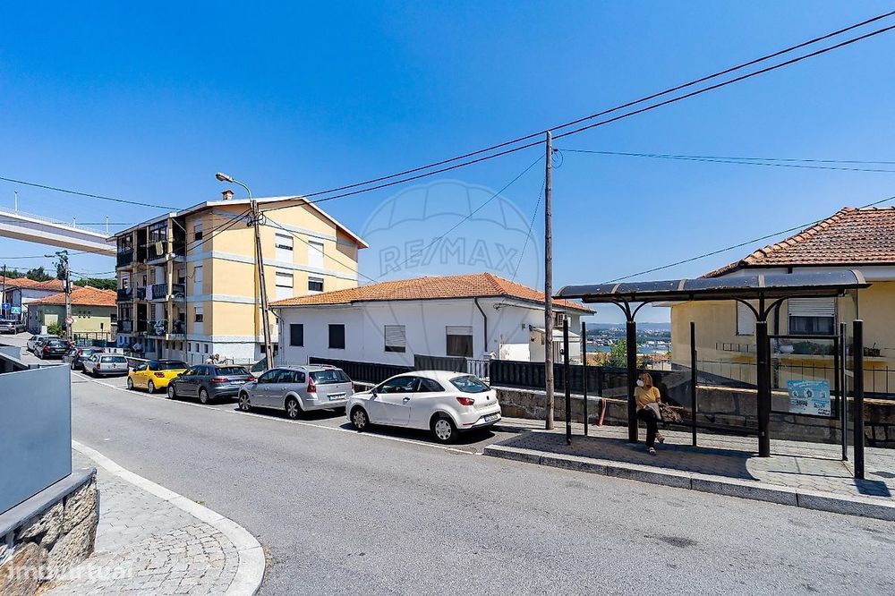 Moradia T2 para venda