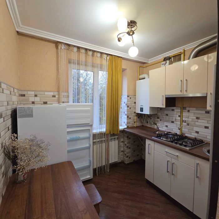 Продаж 2 к. квартири в центрі Сваляви