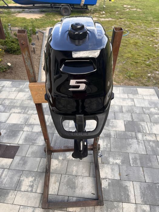 Silnik spalinowy zaburtowy Suzuki 5KM