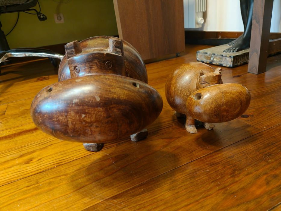 2 hipopótamos madeira maciça esculpida