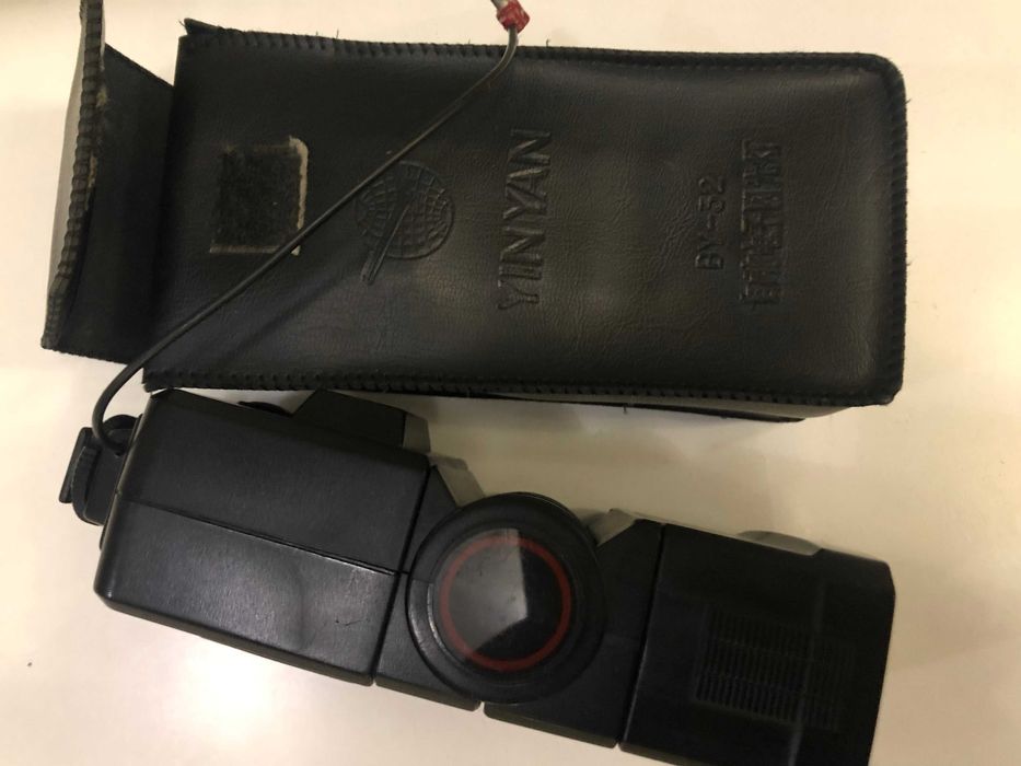 фотовспышка  Вспышки YinYan BY-32   Фотоспышки