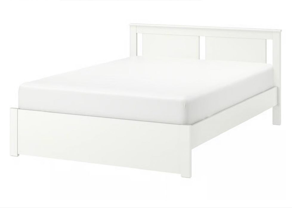 Vendo colchão Emma, com cama e estrado