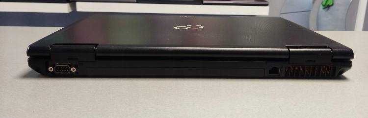 Laptop FUJITSU E752