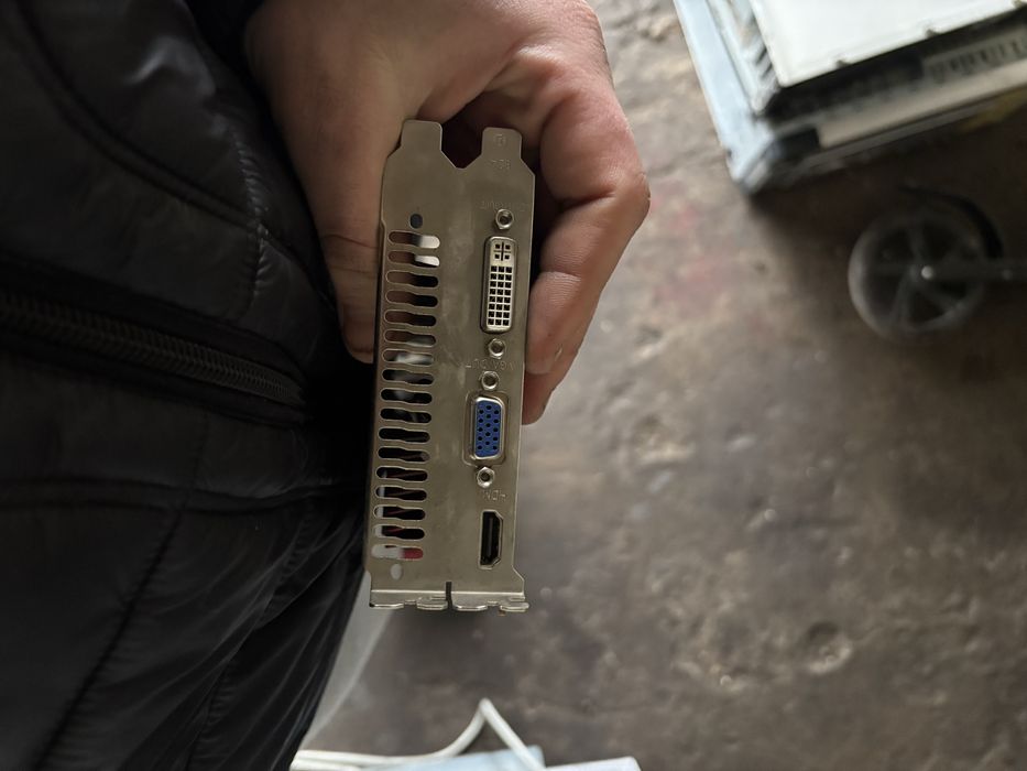 karta graficzna geforce 8600gt ddr3 1gb