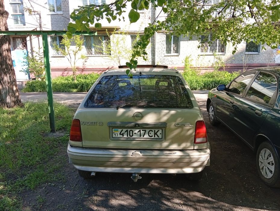 Продам Опель кадет