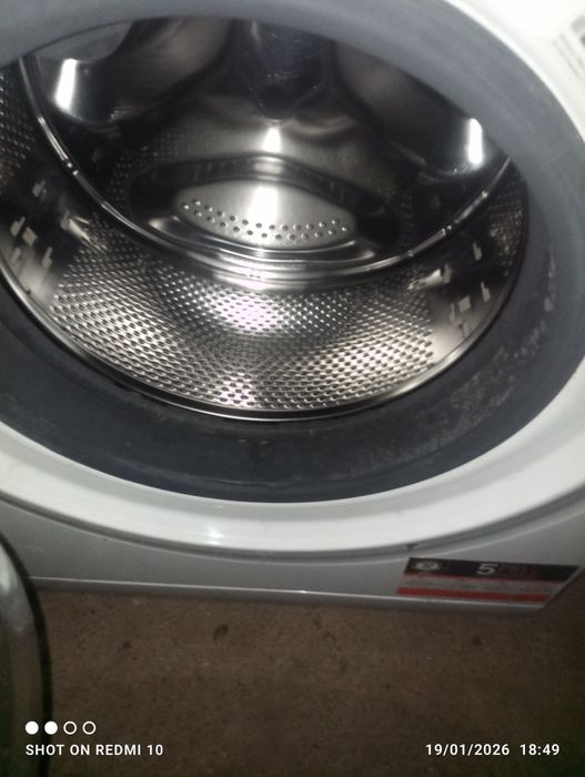 Máquina de lavar Ariston Hotpoint