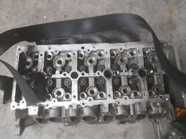Colaça / cabeça do motor BMW 1 (E87)