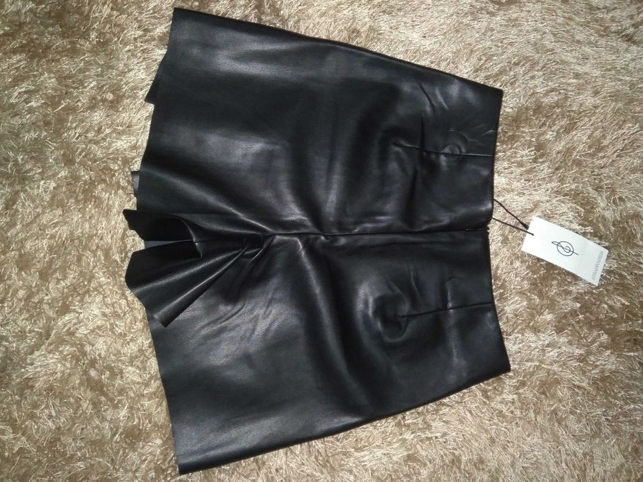 Saía Calção da (Stradivarius) Nova