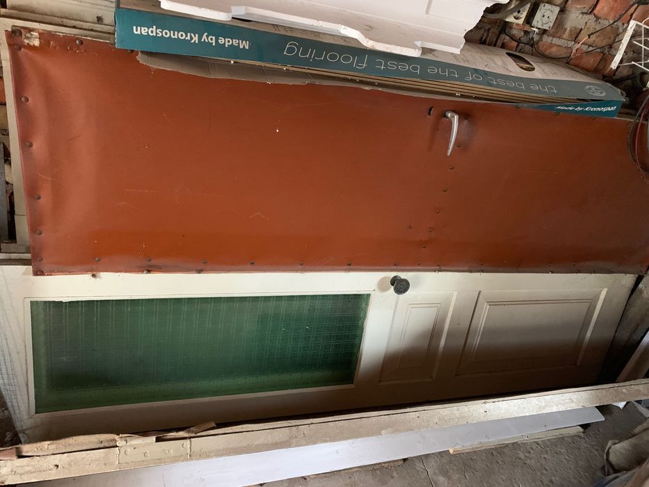 продам двері деревʼяні