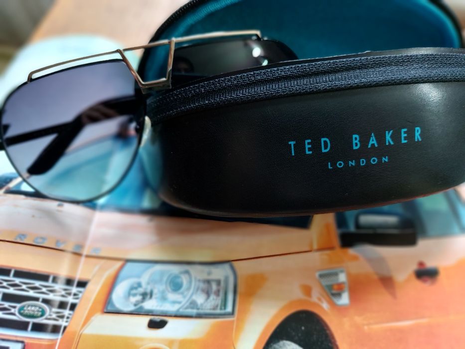 Солнцезащитные очки